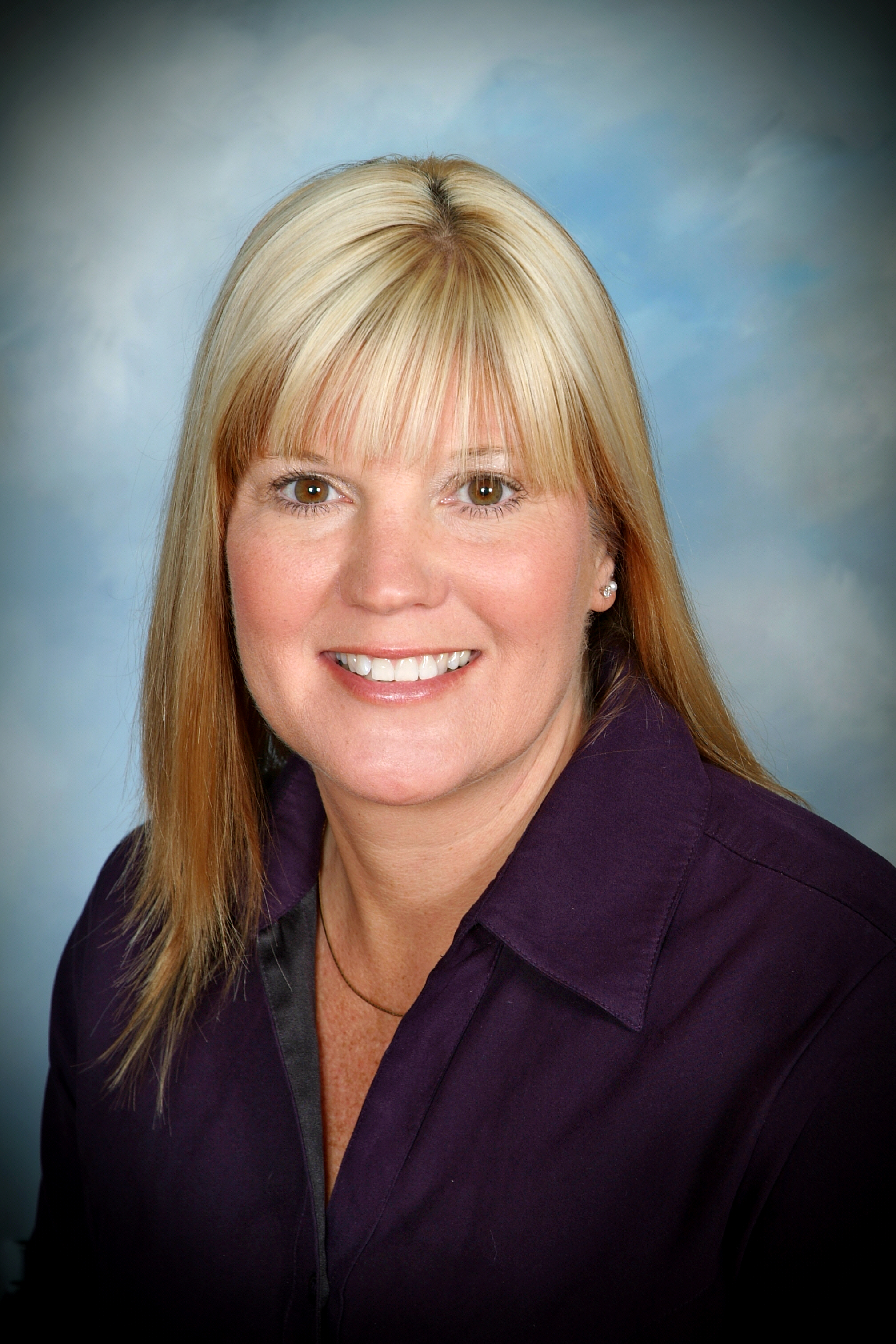 WEOKIE, Diane Mach