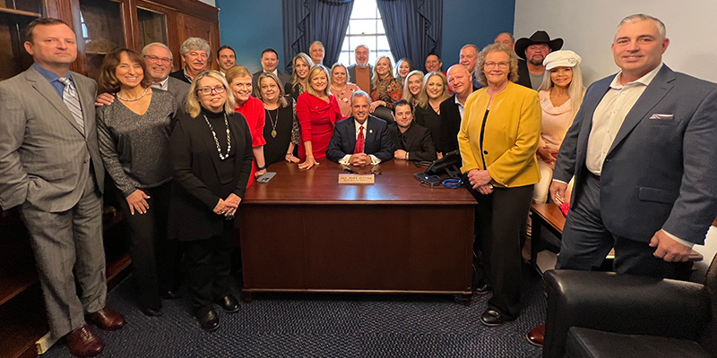 Rep Mark Alford with visiting Missourians